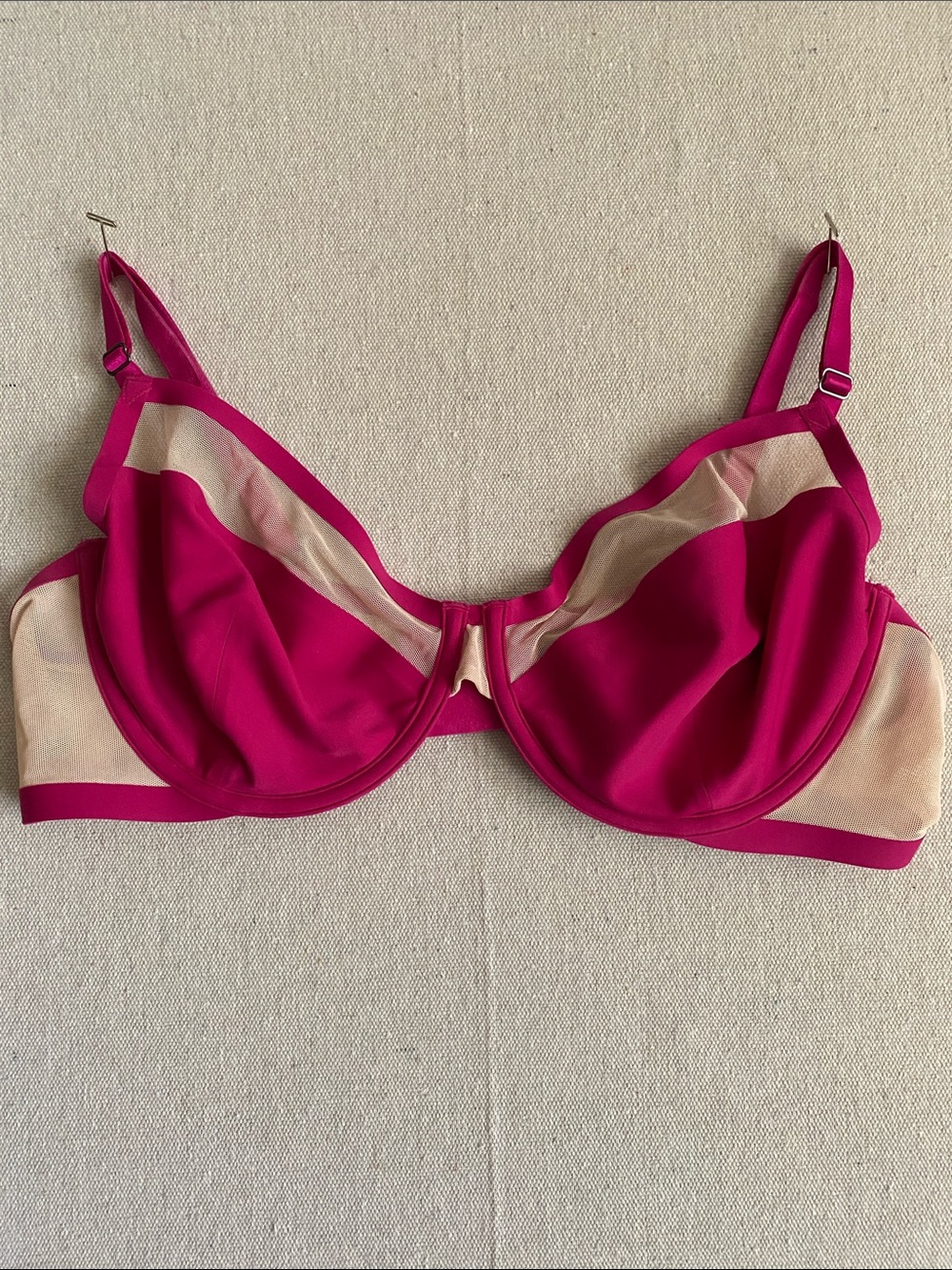 Victoria's Secret Fuchsia Mesh-Panel Underwire Bra